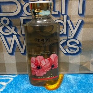 Bath & Body Works Poppy Body Wash - Gold
